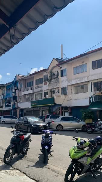 Shop for Sale in Petaling Jaya (Selangor) - HL Tang - Exterior - PropertyGuru.com.my