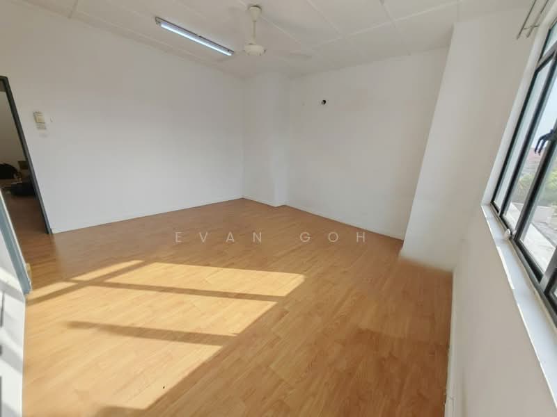 Semi-Detached House for Sale in Taman Mutiara Indah (Puchong) - Evan Goh - Interior - PropertyGuru.com.my