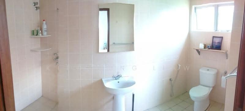 Bungalow House for Sale in Saujana Impian (Kajang) - Kien Yung Liaw - Bathroom - PropertyGuru.com.my