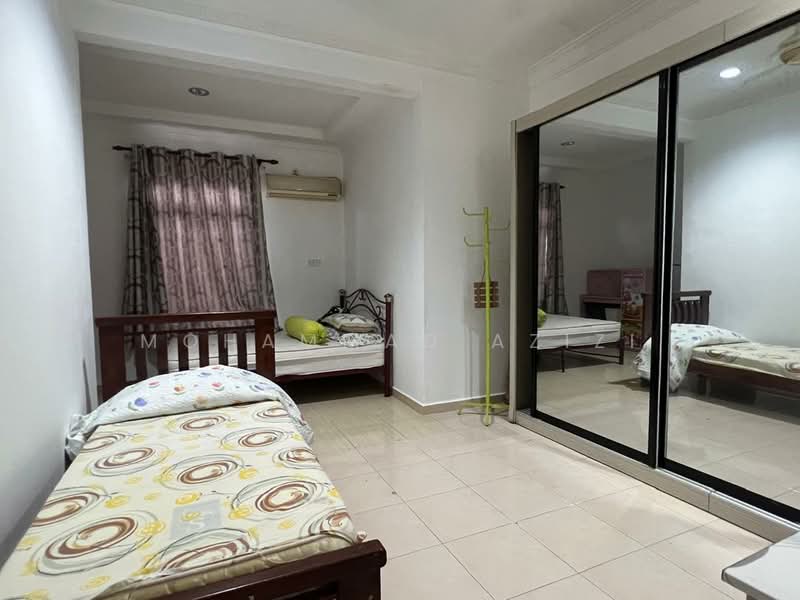 Bungalow for Sale in Kuala Paka (Terengganu) - Mohammad Azizi - Bedroom - PropertyGuru.com.my