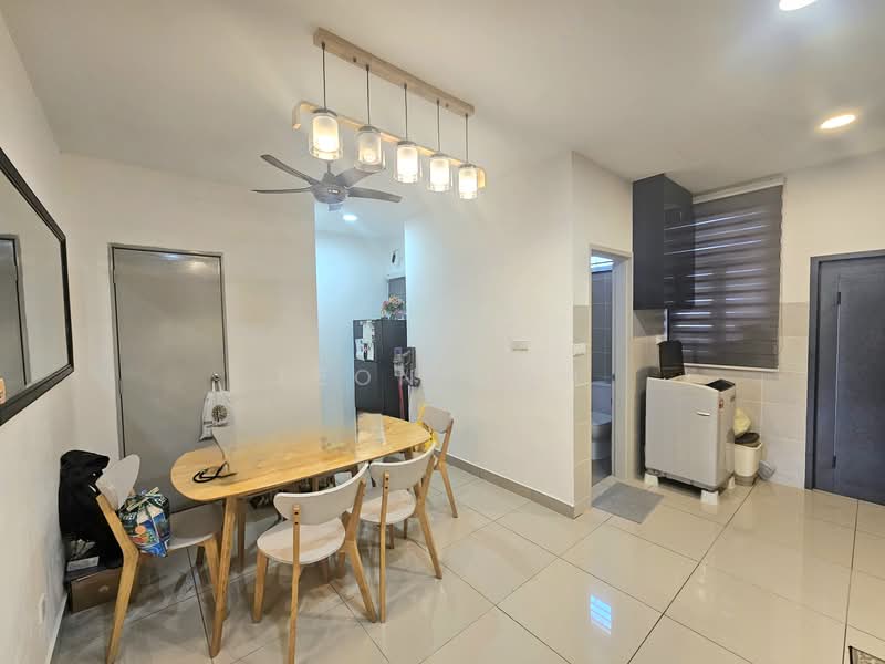 Rumah Teres 2 Tingkat untuk Dijual di Bandar Rimbayu (Telok Panglima Garang) - Leon Goh - Dining Room - PropertyGuru.com.my
