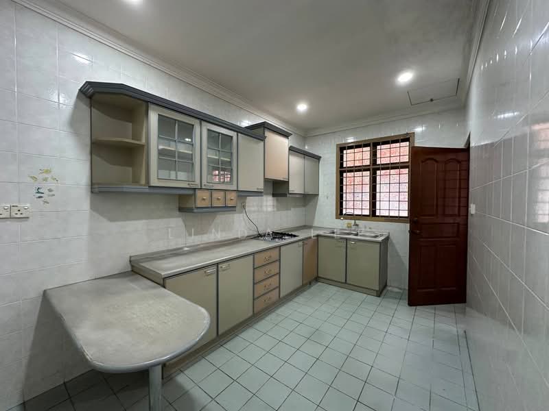 2-storey Terraced House for Rent in Johor Bahru (Johor) - Linda Lee - Kitchen - PropertyGuru.com.my