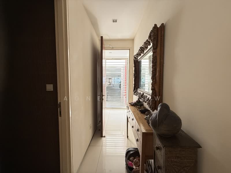 Townhouse for Sale in Taman U-Thant (Kuala Lumpur) - Agnes Liew - Corridor - PropertyGuru.com.my