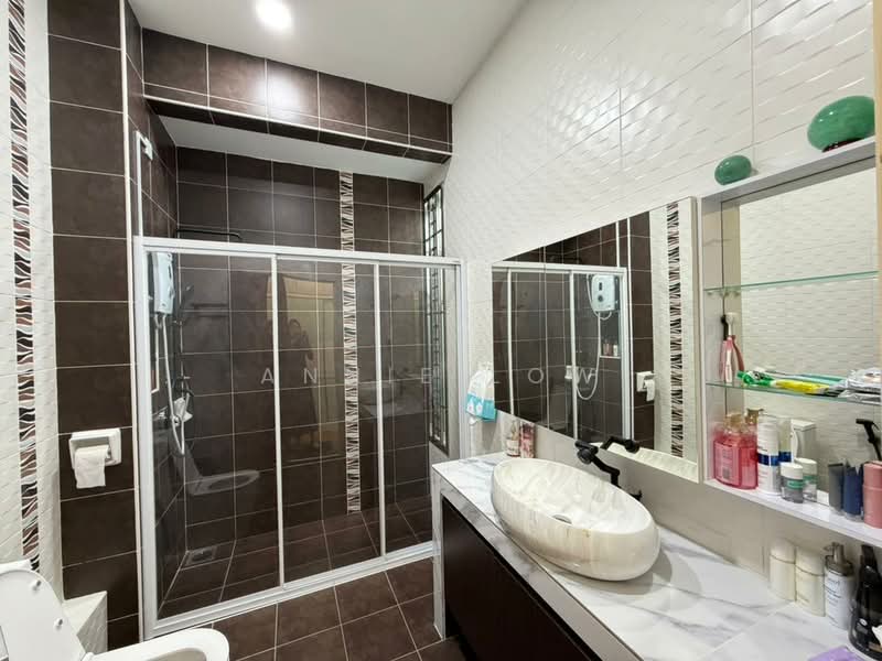 Rumah Kluster untuk Dijual di Bukit Indah (Iskandar Puteri (Nusajaya)) - Annie Low - Bathroom - PropertyGuru.com.my
