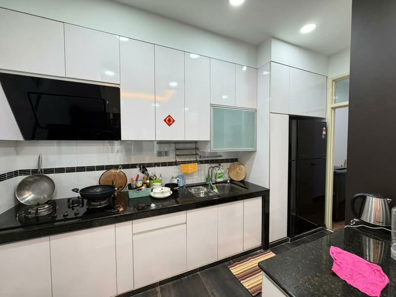 Rumah Kluster untuk Dijual di Bukit Indah (Iskandar Puteri (Nusajaya)) - Annie Low - Kitchen - PropertyGuru.com.my