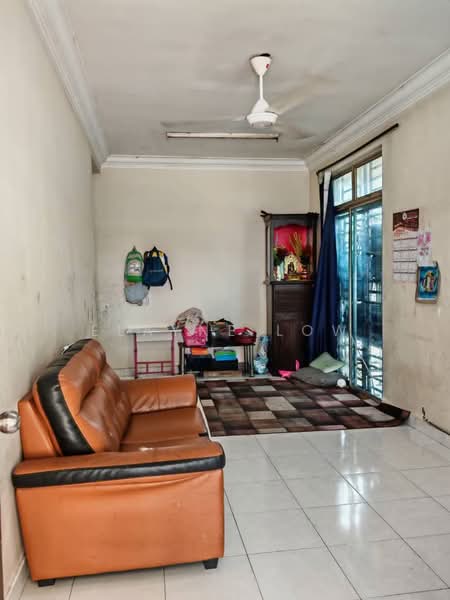 Rumah Teres 1 Tingkat untuk Dijual di Johor Bahru (Johor) - Elayne Low - Living Room - PropertyGuru.com.my