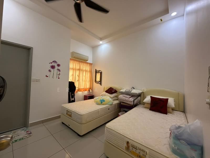 2-storey Terraced House for Sale in Taman Nusa Idaman (Iskandar Puteri (Nusajaya)) - Erica Jong - Bedroom - PropertyGuru.com.my