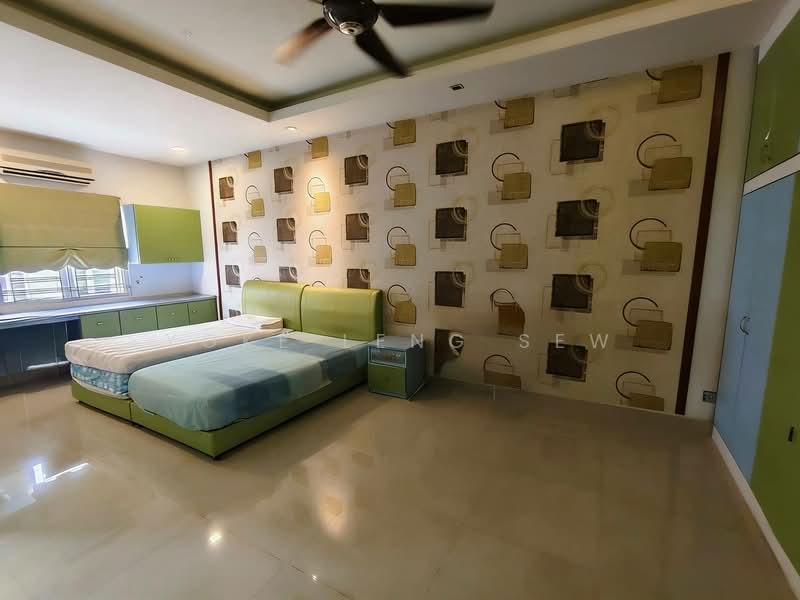 Rumah Berkembar untuk Dijual di Bandar Puteri Puchong (Puchong) - Yoke Leng Sew - Bedroom - PropertyGuru.com.my