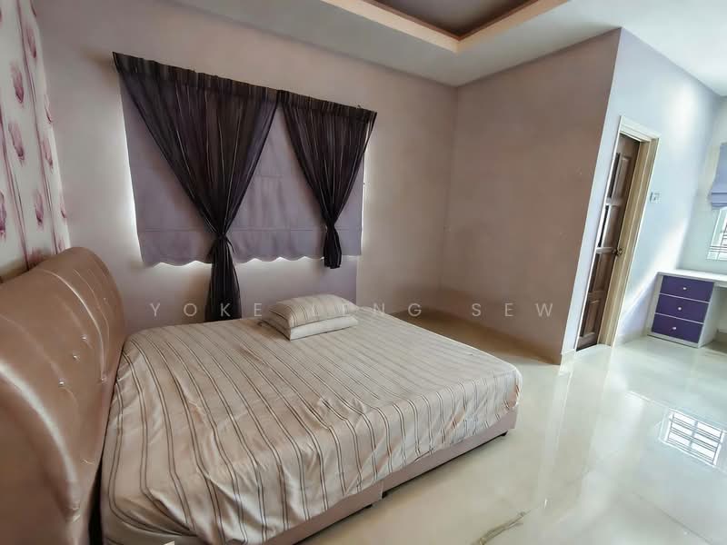 Rumah Berkembar untuk Dijual di Bandar Puteri Puchong (Puchong) - Yoke Leng Sew - Bedroom - PropertyGuru.com.my