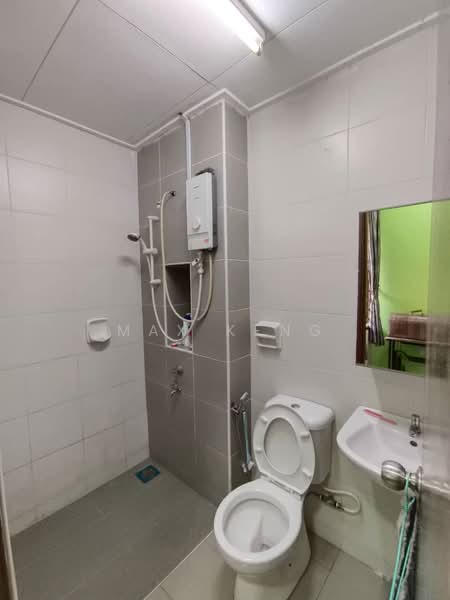 Cluster House for Sale in Johor Bahru (Johor) - Max Keng - Bathroom - PropertyGuru.com.my