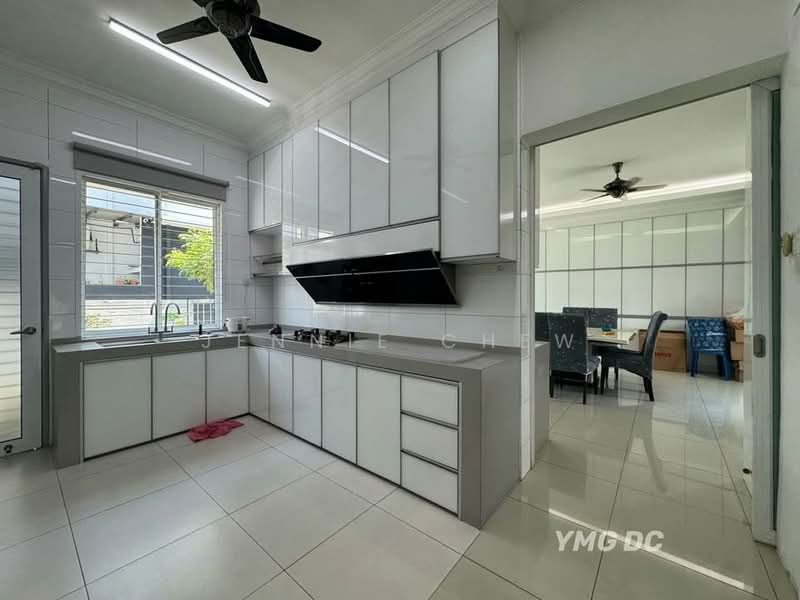2-storey Terraced House for Sale in Ambang Botanic (Klang) - Jennie Chew - Kitchen - PropertyGuru.com.my