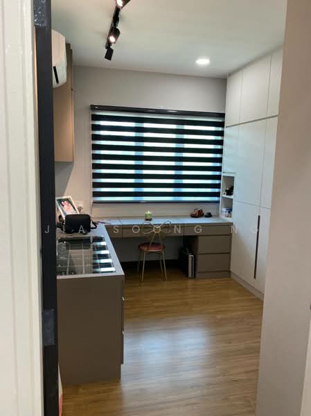 Pangsapuri untuk Dijual di Larkin Residence Phase 2 - JIA SOONG NG - Study - PropertyGuru.com.my