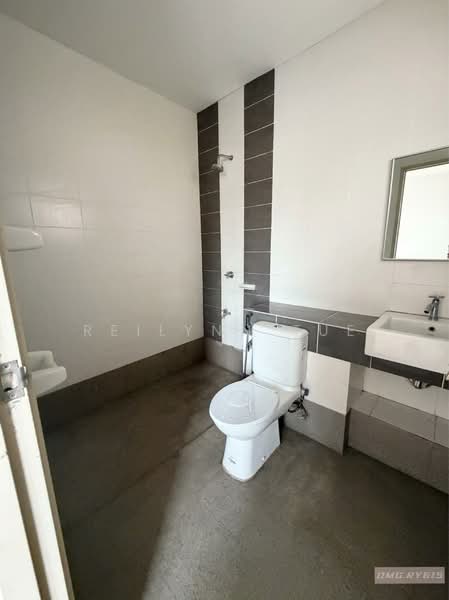2-storey Terraced House for Sale in Bandar Bukit Raja (Klang) - Reilynn Tue - Bathroom - PropertyGuru.com.my