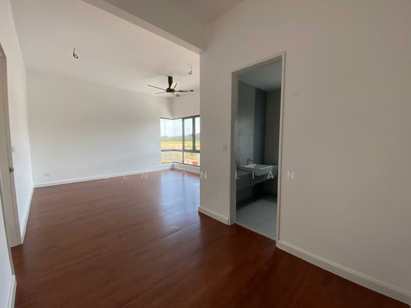 2-storey Terraced House for Rent in Sungai Buloh (Selangor) - Benson Lian - Living Room - PropertyGuru.com.my