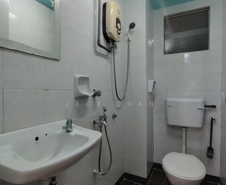 Rumah Flat untuk Disewa di Flora Damansara Flat - Jack Chan - Bathroom - PropertyGuru.com.my