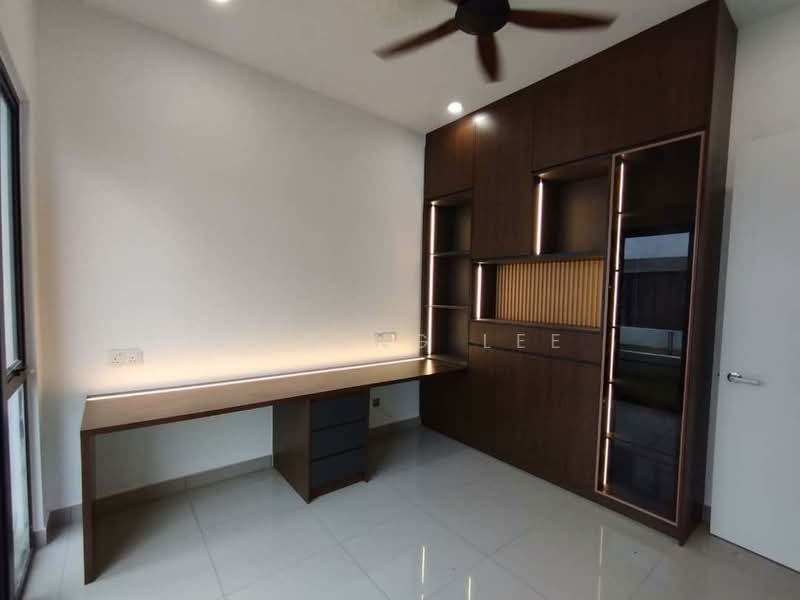 2-storey Terraced House for Rent in Bandar Rimbayu (Telok Panglima Garang) - Zi Ying Lee - Study - PropertyGuru.com.my
