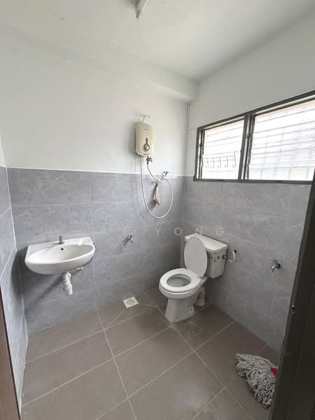 1-storey Terraced House for Sale in Kepong Baru (Kepong) - Jay Yong - Bathroom - PropertyGuru.com.my
