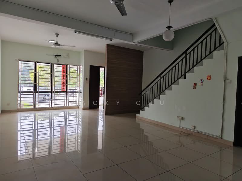 Terraced House for Sale in Bandar Puteri Klang (Klang) - Jacky Chu - Living Room - PropertyGuru.com.my