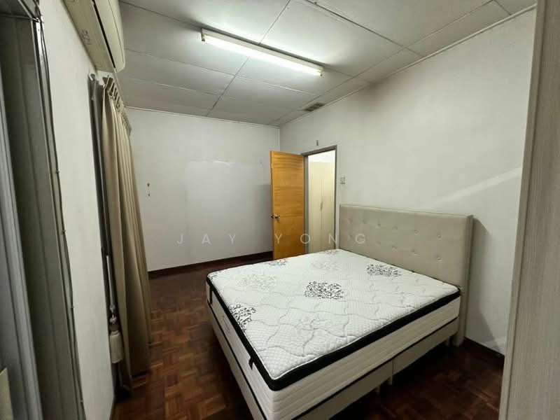 2.5-storey Terraced House for Sale in Taman Bukit Idaman (Selayang) - Jay Yong - Bedroom - PropertyGuru.com.my