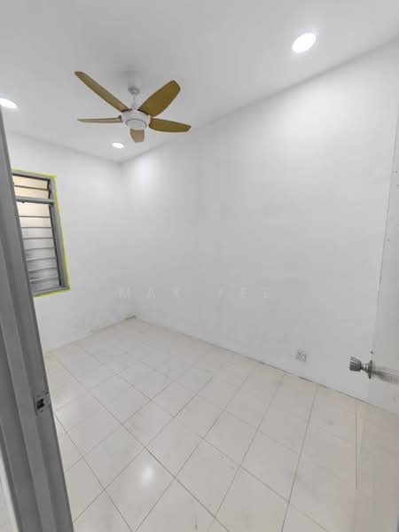 2-storey Terraced House for Sale in Bandar Putra (Kulai) - Max Yee - Interior - PropertyGuru.com.my