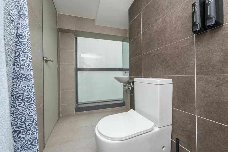 Servis Apartment untuk Disewa di Pinnacle Petaling Jaya - Joe Chan - Bathroom - PropertyGuru.com.my