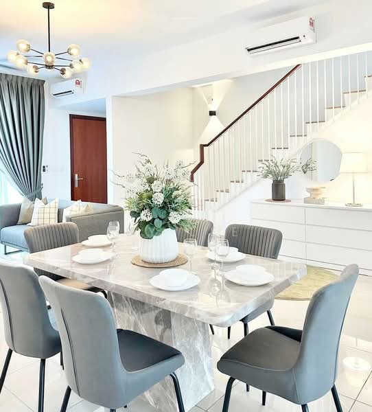 Rumah Teres 2 Tingkat untuk Disewa di Bandar Gamuda Cove (Dengkil) - SY Lee - Dining Room - PropertyGuru.com.my