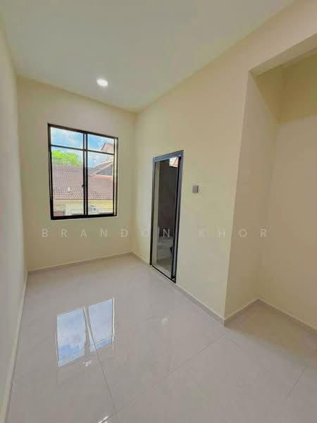 Rumah Teres 2 Tingkat untuk Dijual di Taman Desa Jaya (Johor Bahru) - Brandon Khor - PropertyGuru.com.my