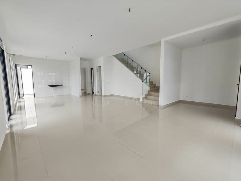 Cluster House for Rent in Setia Tropika (Johor Bahru) - Tom Loh - Living Room - PropertyGuru.com.my