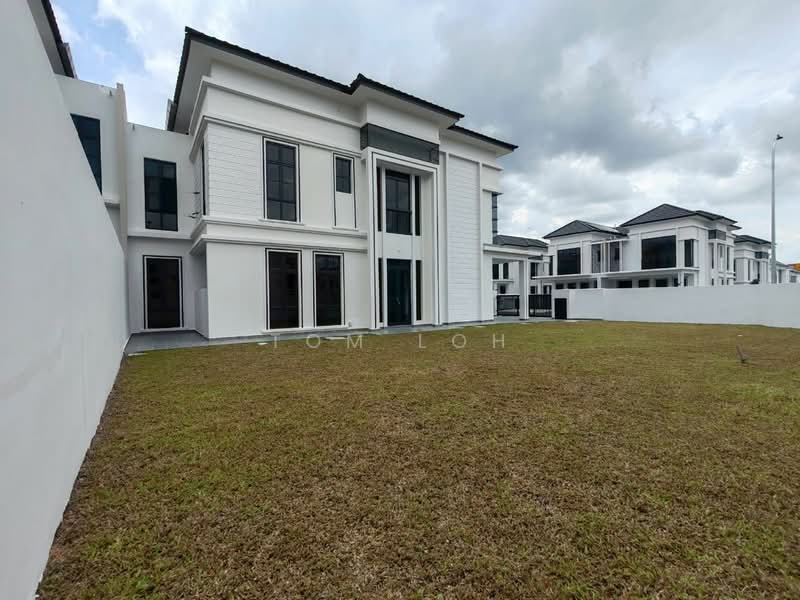 Cluster House for Rent in Setia Tropika (Johor Bahru) - Tom Loh - Exterior - PropertyGuru.com.my