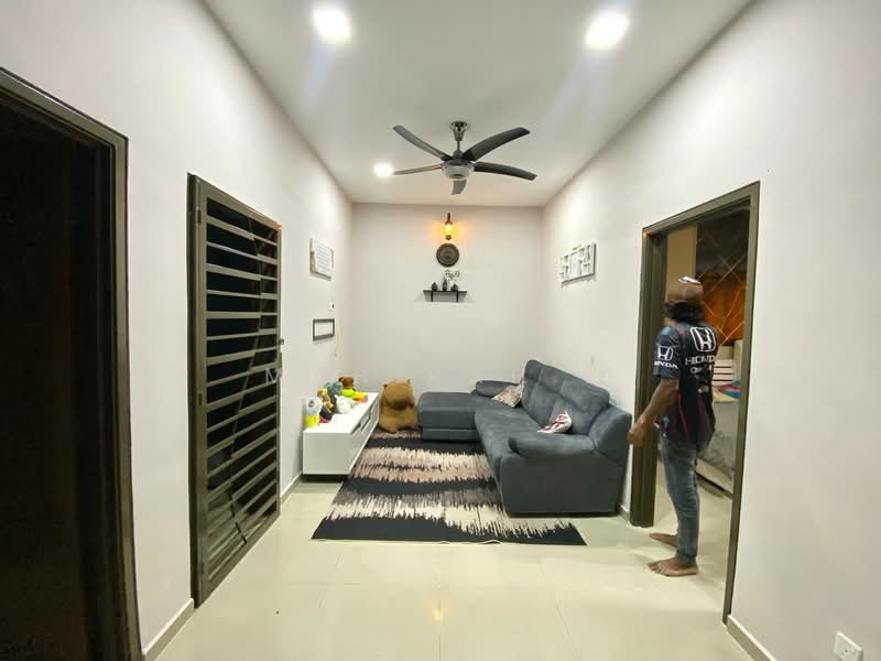 Rumah Teres 2 Tingkat untuk Dijual di TTDI Grove (Kajang) - Mahirah . - Living Room - PropertyGuru.com.my