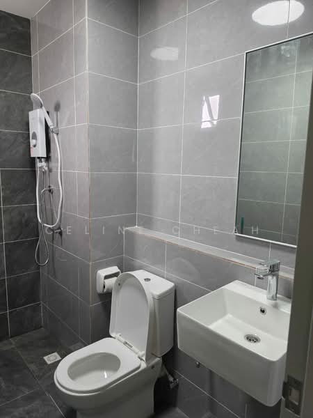 Kondominium untuk Disewa di Lucerne Residences - Celine Cheah - Bathroom - PropertyGuru.com.my