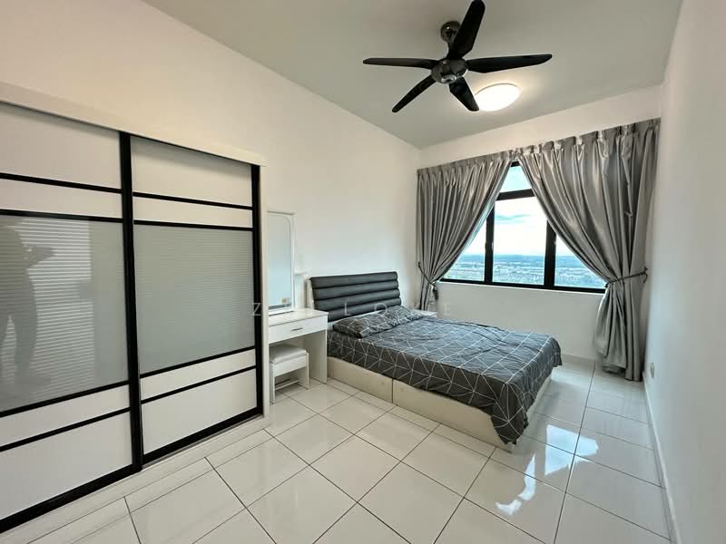 Service Residence for Sale at Setia Sky 88 - ZK Loke - Bedroom - PropertyGuru.com.my