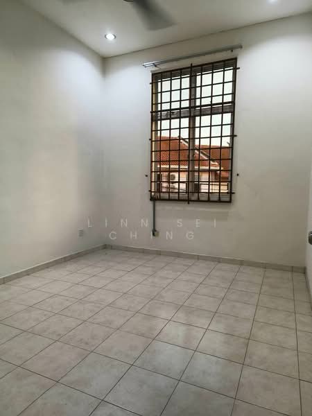 2-storey Terraced House for Sale in Taman Cheng Setia (Cheng) - Ching Linn Sei - Interior - PropertyGuru.com.my