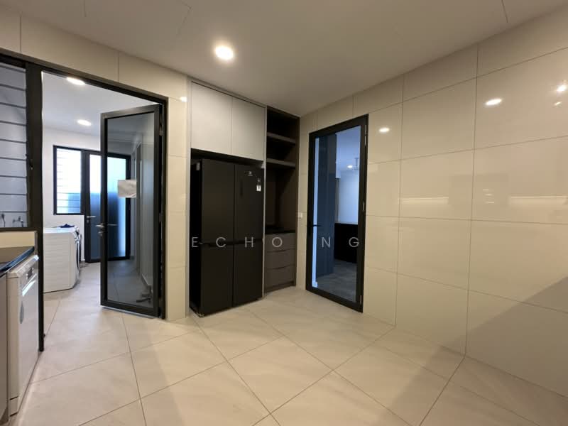 Service Residence for Sale at Park Regent @Desa Park City - Echo Ng - Kitchen - PropertyGuru.com.my