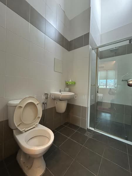 2-storey Terraced House for Sale in Bandar Seri Botani (Simpang Pulai) - PENNY CHEN - Bathroom - PropertyGuru.com.my