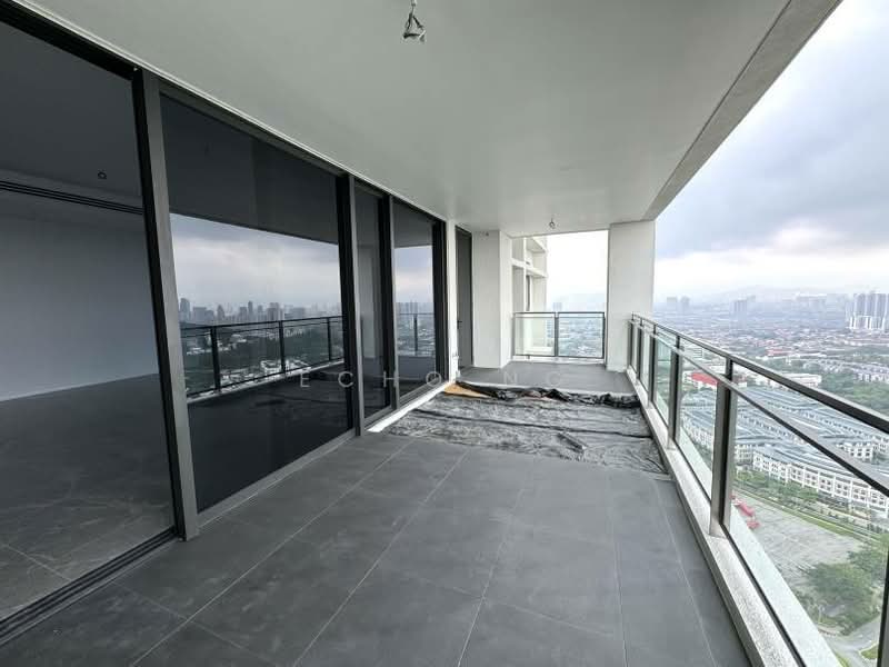 Servis Apartment untuk Dijual di Park Regent @Desa Park City - Echo Ng - Balcony - PropertyGuru.com.my