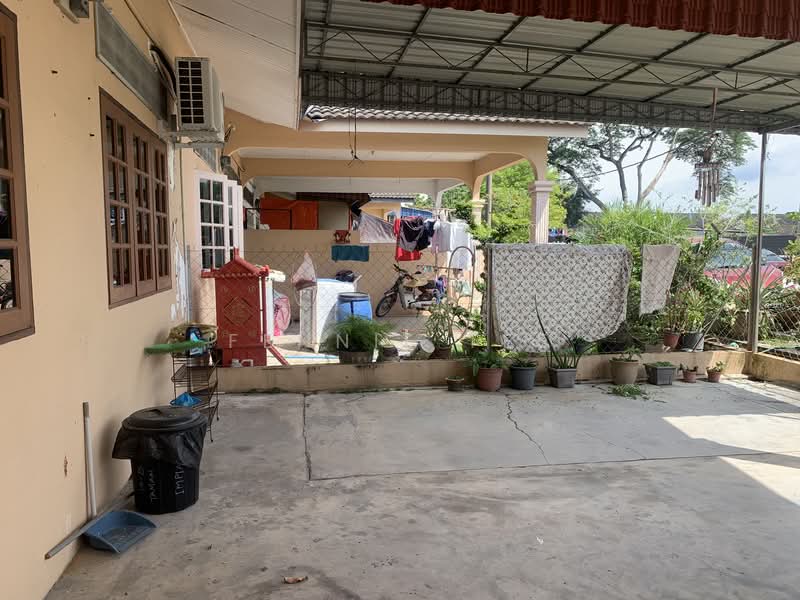1-storey Terraced House for Rent in Taman Impian (Teluk Intan) - Fennie Tee - Exterior - PropertyGuru.com.my