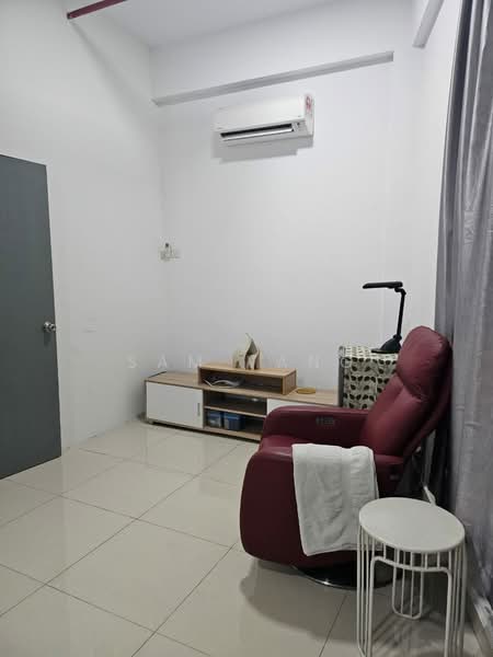 Servis Apartment untuk Disewa di Boulevard 51 - Sam Yang - Living Room - PropertyGuru.com.my