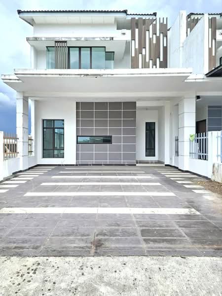 2-storey Terraced House for Sale in Taman Seri Austin (Tebrau) - Karl Lim - Exterior - PropertyGuru.com.my