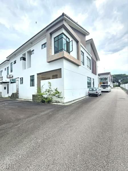 2-storey Terraced House for Sale in Taman Seri Austin (Tebrau) - Karl Lim - Exterior - PropertyGuru.com.my