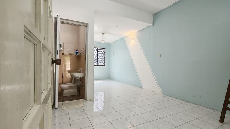 Rumah Teres 2 Tingkat untuk Dijual di Taman Ipoh Timur (Ipoh) - Gary Tang - Bathroom - PropertyGuru.com.my