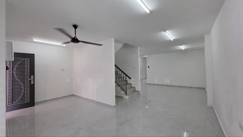 2-storey Terraced House for Sale in Gunung Rapat (Ipoh) - PENNY CHEN - Living Room - PropertyGuru.com.my