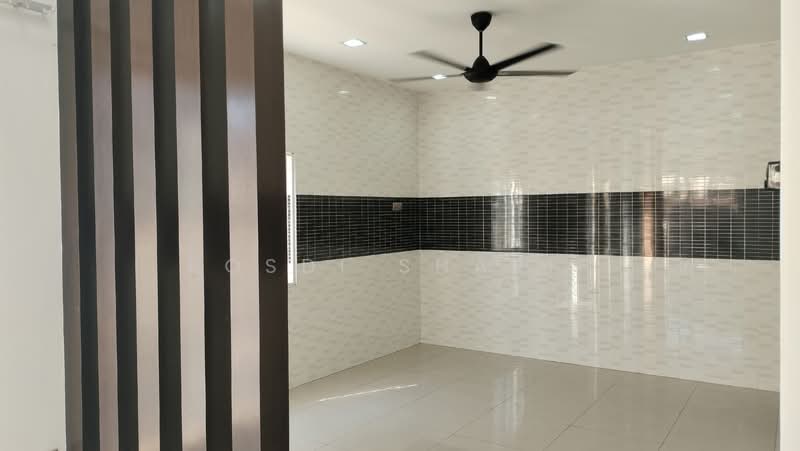 Rumah Berkembar untuk Dijual di Bandar Country Homes (Rawang) - Rosdi Sharif - Interior - PropertyGuru.com.my