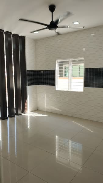 Rumah Berkembar untuk Dijual di Bandar Country Homes (Rawang) - Rosdi Sharif - Interior - PropertyGuru.com.my