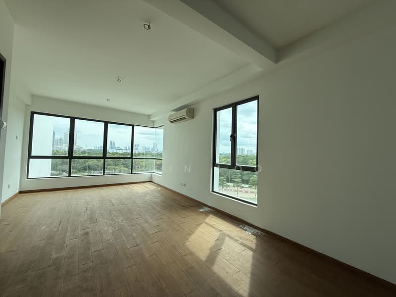 Pangsapuri untuk Dijual di Ponderosa Lakeside Apartment - Eliin Loo Loo - Living Room - PropertyGuru.com.my