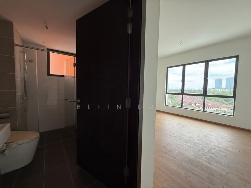 Pangsapuri untuk Dijual di Ponderosa Lakeside Apartment - Eliin Loo Loo - Bathroom - PropertyGuru.com.my