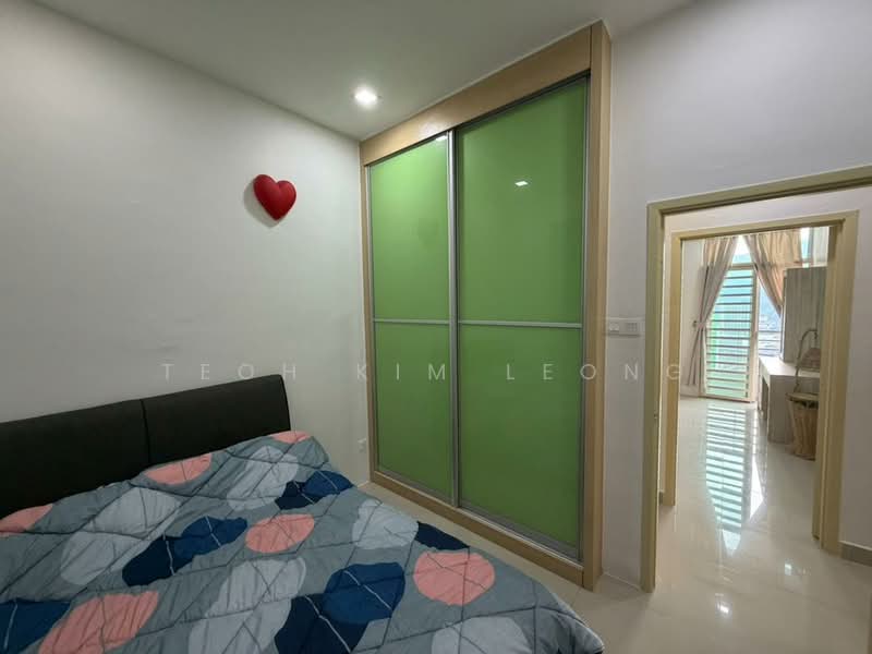Condominium for Sale at Boulevard Condominium (BLVD) - Teoh Kim Leong - Bedroom - PropertyGuru.com.my