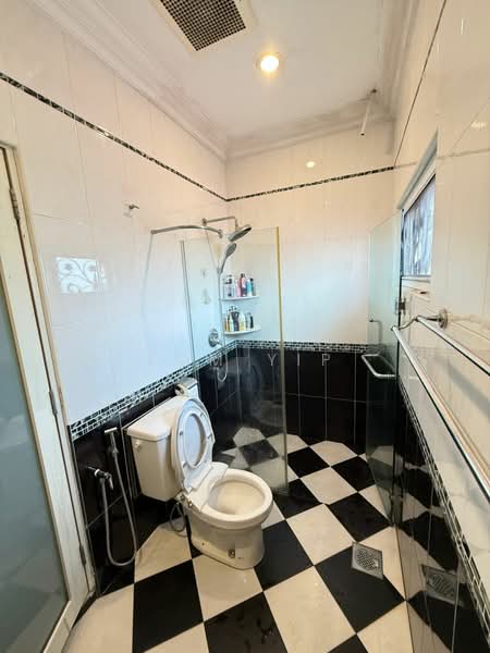 Rumah Teres 2 Tingkat untuk Dijual di Shah Alam (Selangor) - Tom Yip - Bathroom - PropertyGuru.com.my