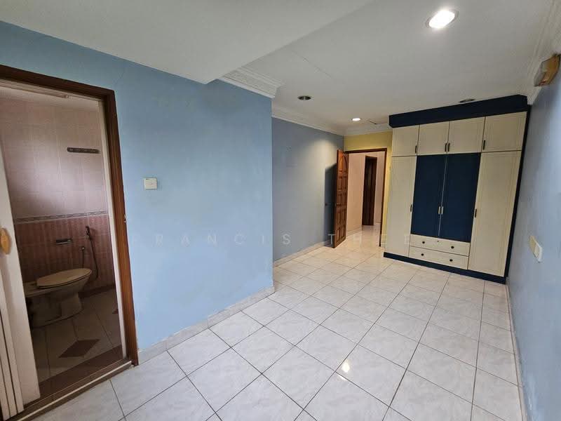 3-storey Terraced House for Sale in Batu 9 (Cheras) - Francis Thee - Bathroom - PropertyGuru.com.my