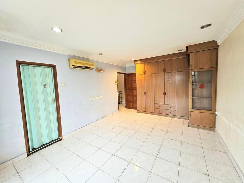 3-storey Terraced House for Sale in Batu 9 (Cheras) - Francis Thee - Interior - PropertyGuru.com.my